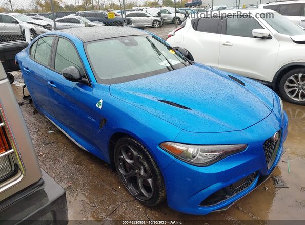 ZARFAMEV8P7674469 2023 ALFA ROMEO GIULIA Blue Սալոնի 360 աստիճան տեսք