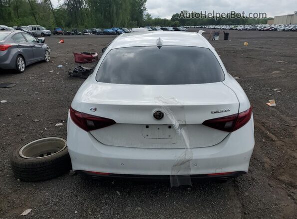 ZARFANANXN7652918 2022 ALFA ROMEO GIULIA White Вид ззаду