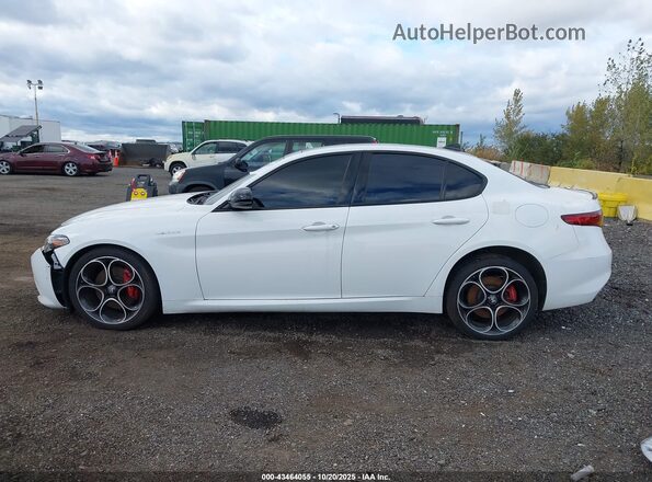 ZARFANBN3N7664407 2022 ALFA ROMEO GIULIA White 