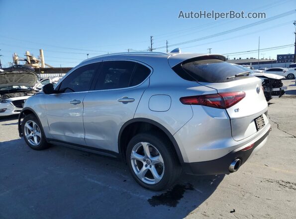 ZASFAKAN0J7B75510 2018 ALFA ROMEO STELVIO Серебряный 