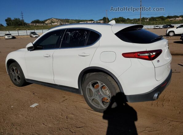 ZASFAKAN4J7B72304 2018 ALFA ROMEO STELVIO Белый 