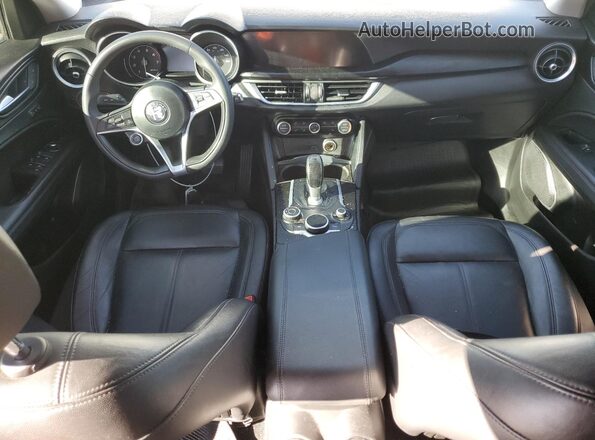 ZASFAKAN4J7B72304 2018 ALFA ROMEO STELVIO Белый 