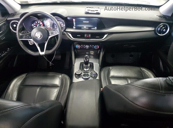 ZASFAKAN6J7B62373 2018 ALFA ROMEO STELVIO Gray 