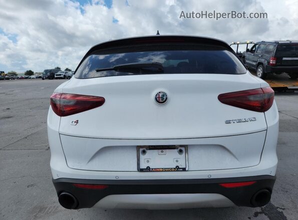 ZASFAKBN7J7B78287 2018 ALFA ROMEO STELVIO White Հետևի տեսք