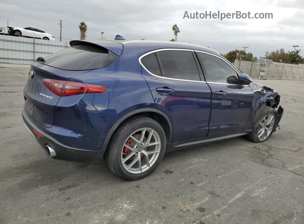 ZASFAKBN7J7B83604 2018 ALFA ROMEO STELVIO Blue 