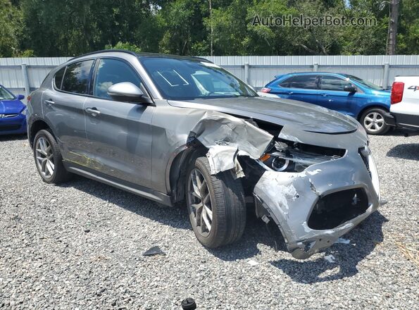 ZASFAKNN3J7B70831 2018 ALFA ROMEO STELVIO Серебряный 