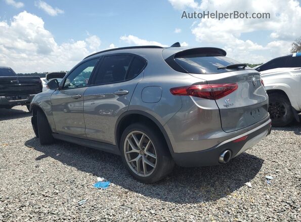 ZASFAKNN3J7B70831 2018 ALFA ROMEO STELVIO Серебряный 