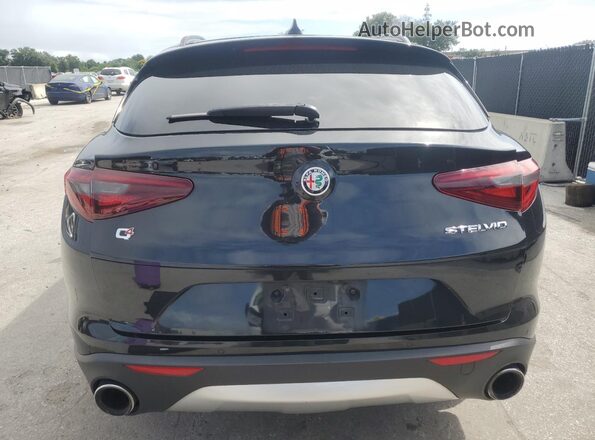 ZASFAKNN5J7C04848 2018 ALFA ROMEO STELVIO Black 