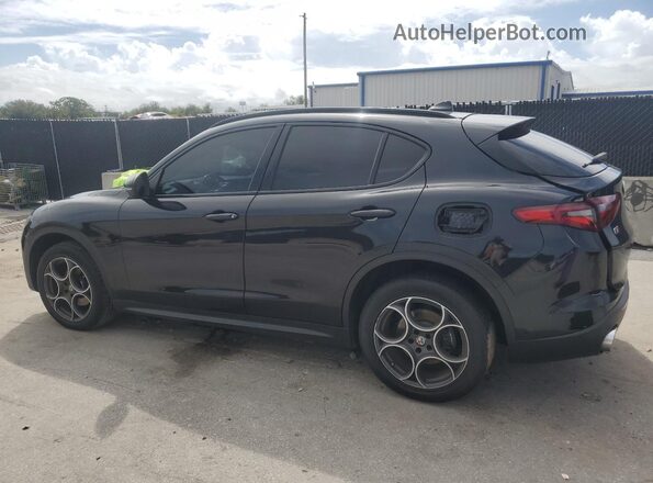 ZASFAKNN5J7C04848 2018 ALFA ROMEO STELVIO Black 