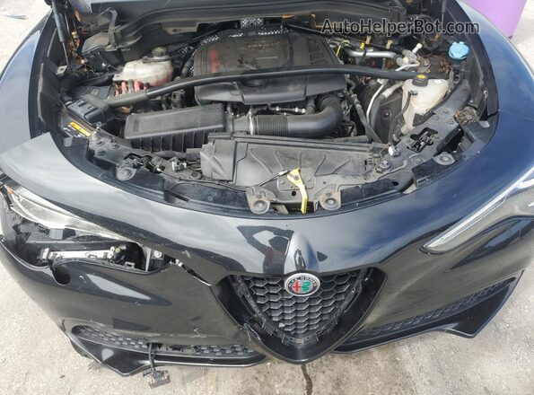 ZASFAKNN5J7C04848 2018 ALFA ROMEO STELVIO Black 
