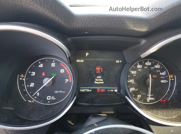 ZASFAKNN6J7B67258 2018 ALFA ROMEO STELVIO Black Instrument cluster view