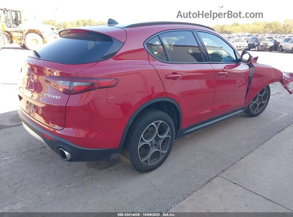 ZASFAKPN0J7C20890 2018 ALFA ROMEO STELVIO Красный Задняя правая четверть