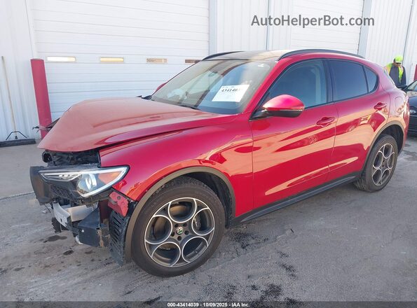 ZASFAKPN0J7C20890 2018 ALFA ROMEO STELVIO Красный Передняя левая четверть