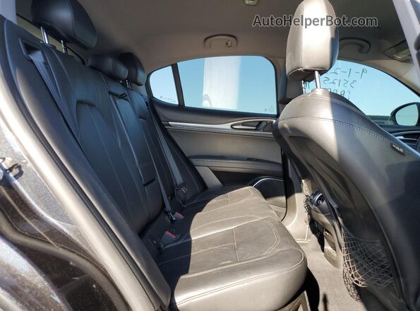 ZASFAKPN8J7B61085 2018 ALFA ROMEO STELVIO Black 