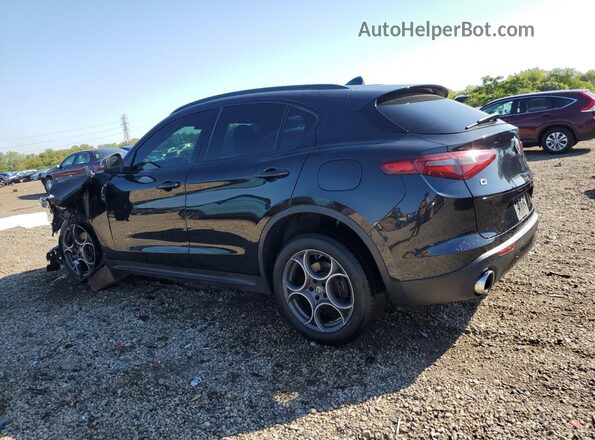 ZASFAKPN8J7B61085 2018 ALFA ROMEO STELVIO Black 