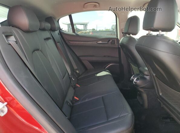 ZASPAJAN4M7C99993 2021 ALFA ROMEO STELVIO Red Вид задньої частини салону