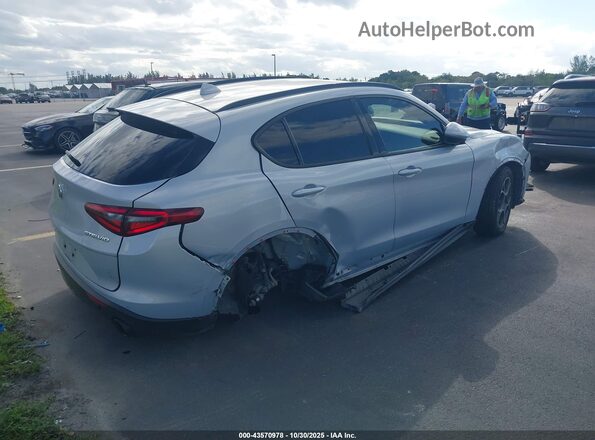 ZASPAJAN4N7D37577 2022 ALFA ROMEO STELVIO Silver Tył prawy