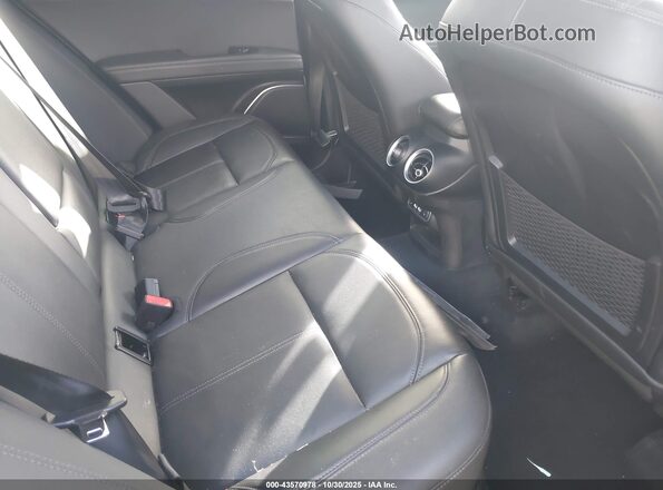 ZASPAJAN4N7D37577 2022 ALFA ROMEO STELVIO Silver Widok naklejki z numerem VIN