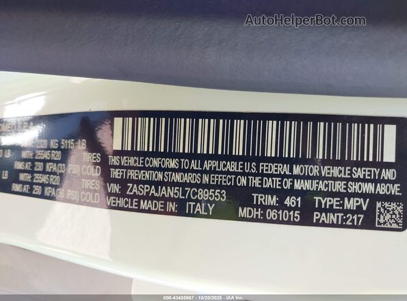 ZASPAJAN5L7C89553 2020 ALFA ROMEO STELVIO White Engine compartment view