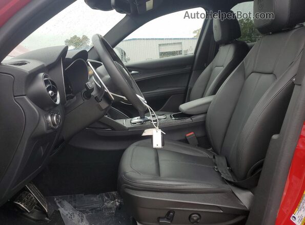 ZASPAKAN4R7D77265 2024 ALFA ROMEO STELVIO Red Սալոնի դիմացի տեսք