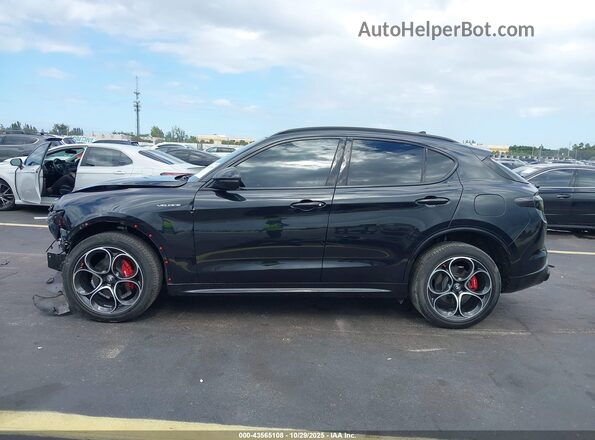 ZASPAKBN4R7D70881 2024 ALFA ROMEO STELVIO Black 
