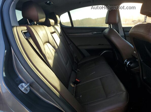 ZASPAKBN5M7D17826 2021 ALFA ROMEO STELVIO Gray Rear interior view