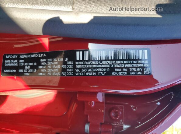 ZASPAKBN5N7D29119 2022 ALFA ROMEO STELVIO Red Vista del compartimento del motor