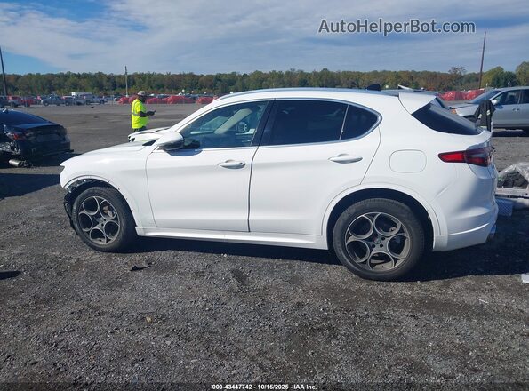 ZASPAKBN6L7C91932 2020 ALFA ROMEO STELVIO White Vista interior de 360 grados