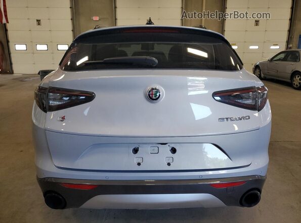 ZASPAKBN6R7D77136 2024 ALFA ROMEO STELVIO Серебряный Вид сзади