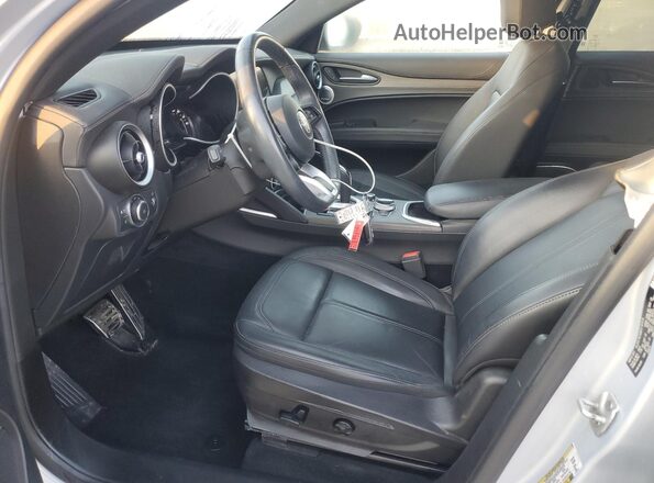 ZASPAKBN7N7D26206 2022 ALFA ROMEO STELVIO Gray Սալոնի դիմացի տեսք