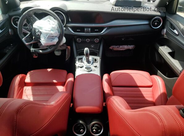ZASPAKBN9R7D75154 2024 ALFA ROMEO STELVIO White Առջևի վահանակի տեսք