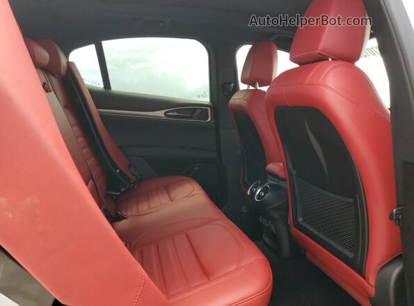 ZASPAKBNXR7D77771 2024 ALFA ROMEO STELVIO White Rear interior view