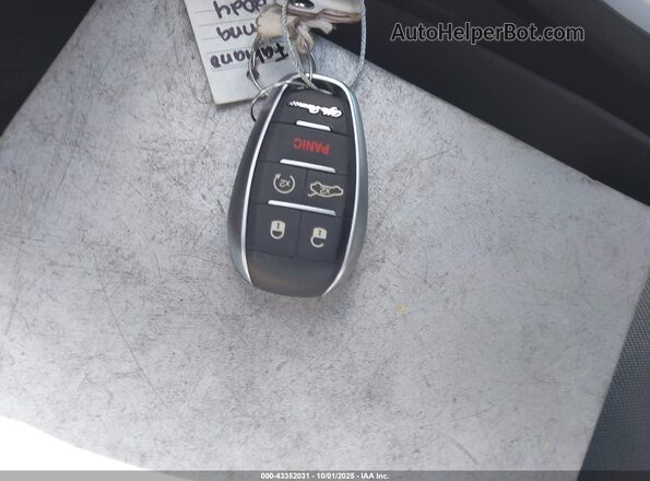 ZASPATCW4R3079668 2024 ALFA ROMEO OTHER Black Vista del salpicadero