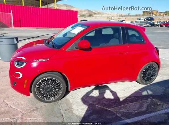 ZFAFFAA40RX220430 2024 FIAT 500E Red Սալոնի հետևի տեսք