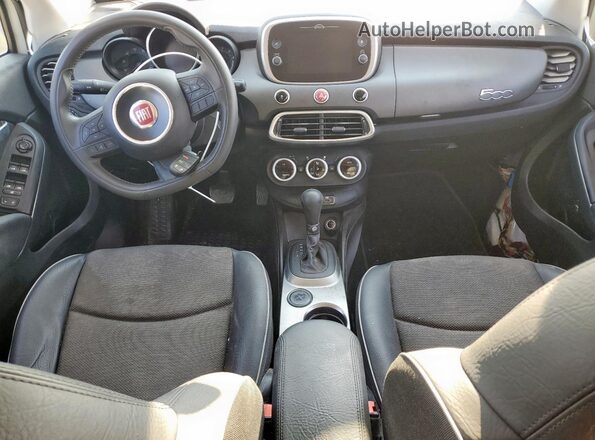 ZFBCFXCB7JP671212 2018 FIAT 500X White Widok deski rozdzielczej