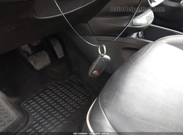 ZFBCFYCB5JP677550 2018 FIAT 500X Blue Вид панелі приладів
