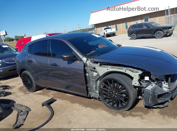 ZN661XUA2MX359655 2021 MASERATI LEVANTE Black 