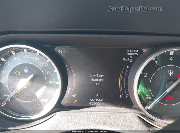 ZN661XUAXMX370807 2021 MASERATI LEVANTE White 