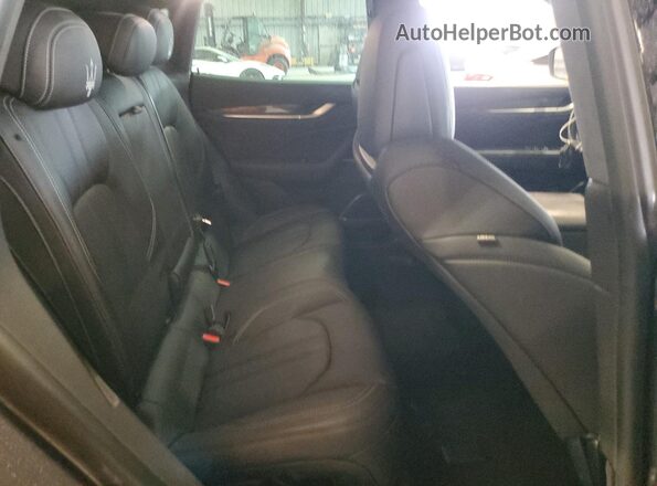ZN661XUS1KX325454 2019 MASERATI LEVANTE Gray Vista interior trasera