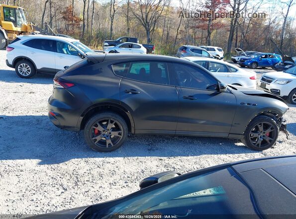 ZN661XUS7MX372314 2021 MASERATI LEVANTE Black სალონის 360-გრადუსიანი ხედი