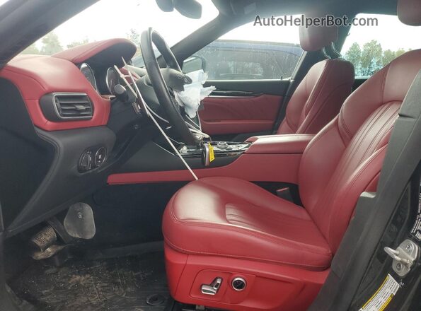 ZN661YUM8NX407127 2022 MASERATI LEVANTE Black Vista interior delantera