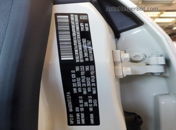 ZN661ZUAXKX315623 2019 MASERATI LEVANTE White 