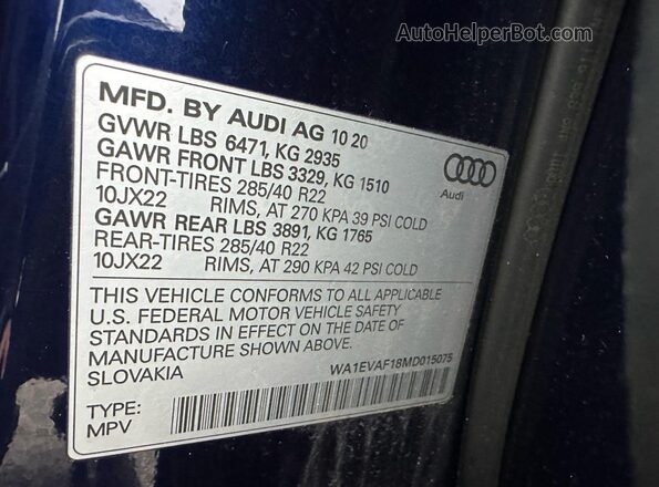 WA1EVAF18MD015075 2021 AUDI Q8 Blue Rear interior view