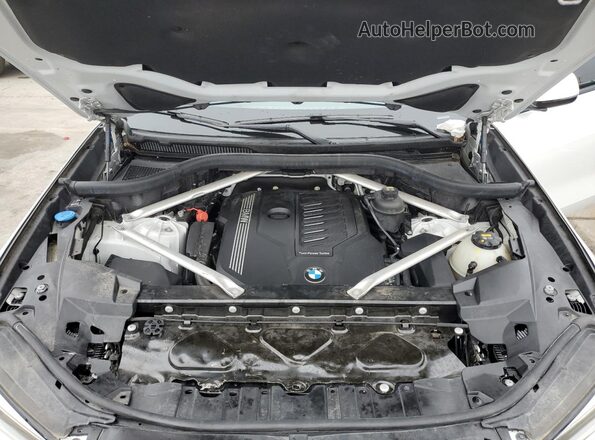 5UXCR4C06L9B21848 2020 BMW X5 White 