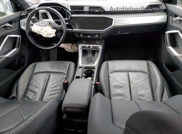 WA1DECF32R1056741 2024 AUDI Q3 Black ხელსაწყოთა პანელის ხედი