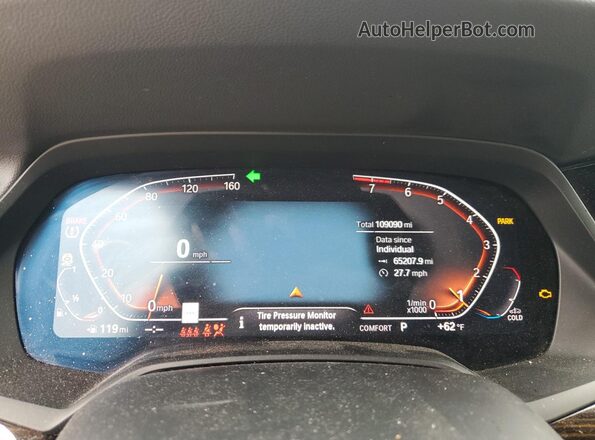 5UXCR6C08L9C99675 2020 BMW X5 Красный Вид задних сидений