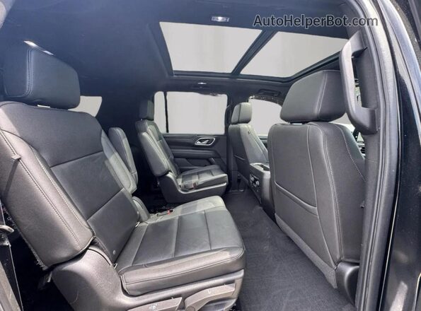 1GNSKCKD8NR102970 2022 CHEVROLET SUBURBAN Black Вид салону спереду