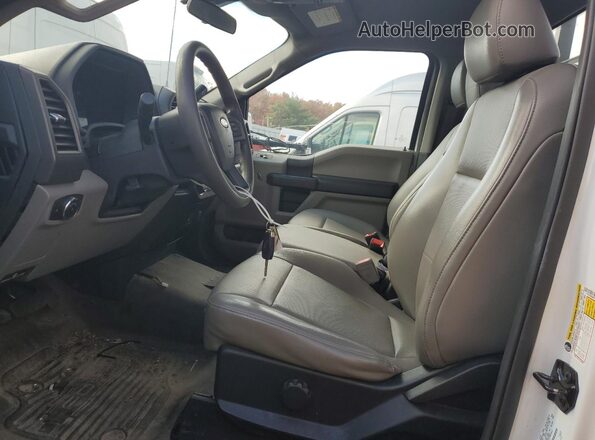 1FTBF2B65NEG17070 2022 FORD F250 Белый Вид панели приборов