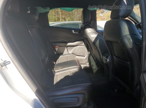 1FMCU9NA2SUB01135 2025 FORD ESCAPE Белый Вид задней части салона