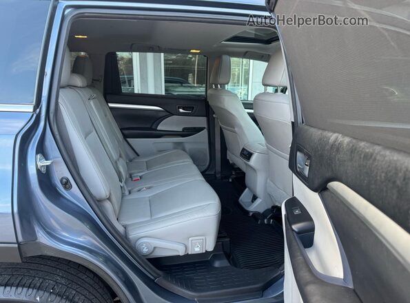 5TDJGRFH1JS037638 2018 TOYOTA HIGHLANDER HYBRID Blue Front interior view